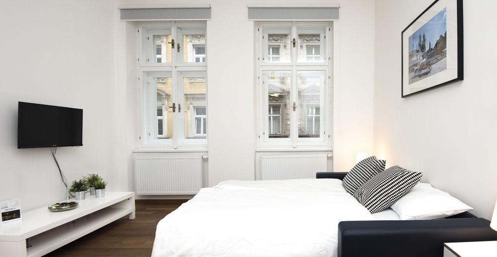 Vysehrad Castle Suite プラハ エクステリア 写真